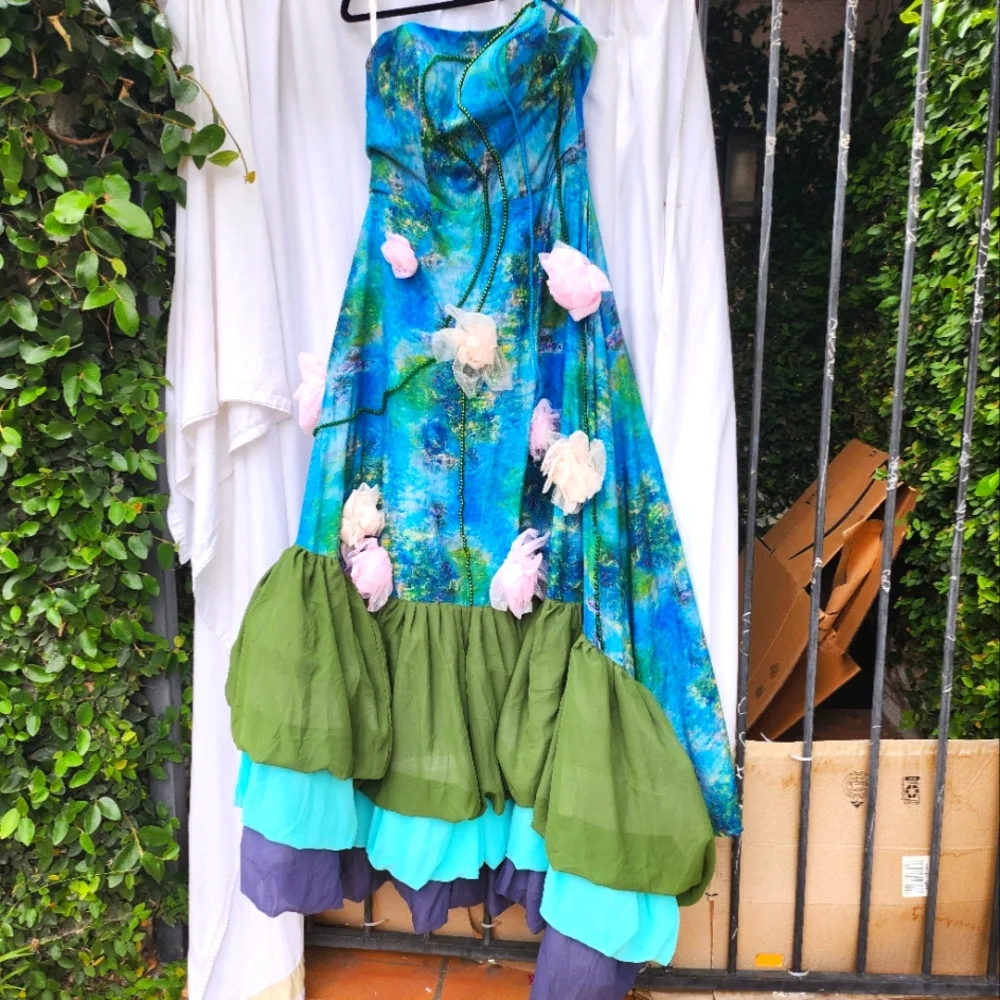 Recreation Of Barbie Claude Monet Water Lily Doll in Green and Pink Dress - Picture 7 of 7